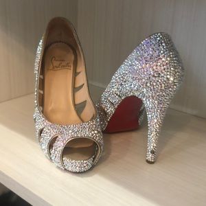 Christian Louboutin 37 strass shoes